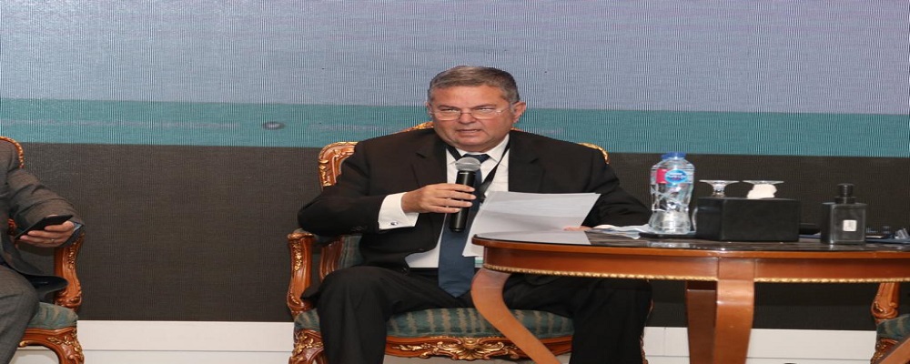 السيد/ هشام توفيق وزير قطاع الأعمال العام خلال مؤتمر حابى